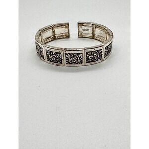 Vintage Monet Silver Tone Paisley Etched Hinged Cuff Bracelet‎ Boho Statement